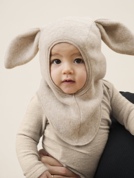 Meriinovillafliisist müts - Beež jänes